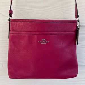 Coach, fuchsia cross body, excellent condition